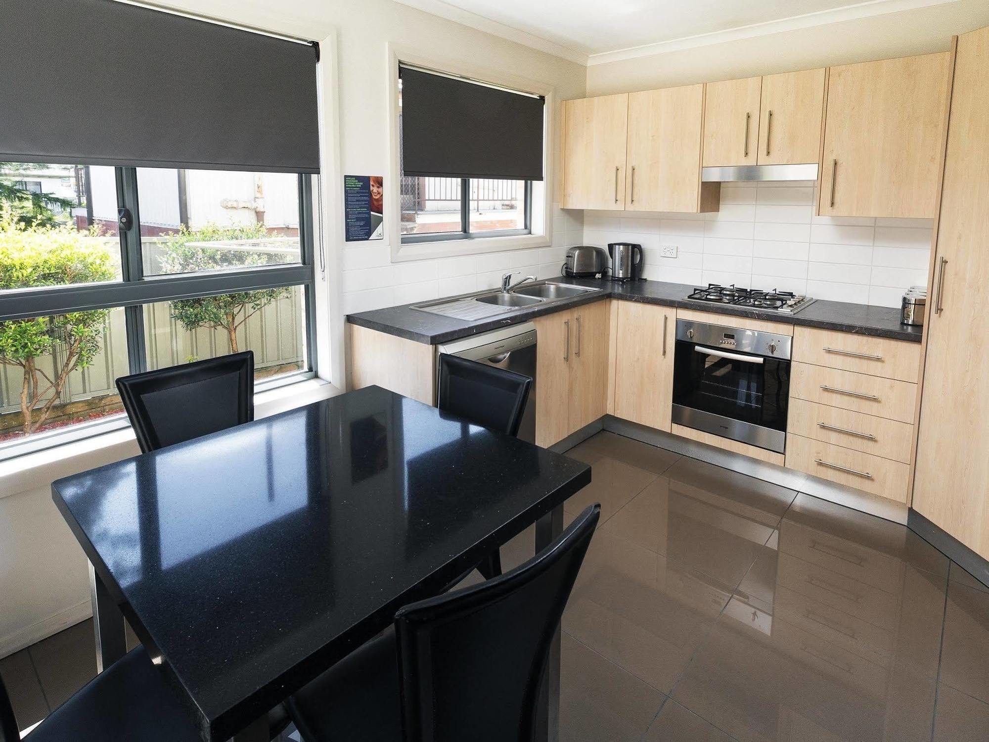 Cardiff Executive Apartments Newcastle Exterior photo